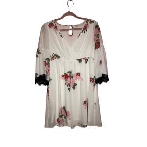 ☀️ candies floral white beach cover/mini dress size medium